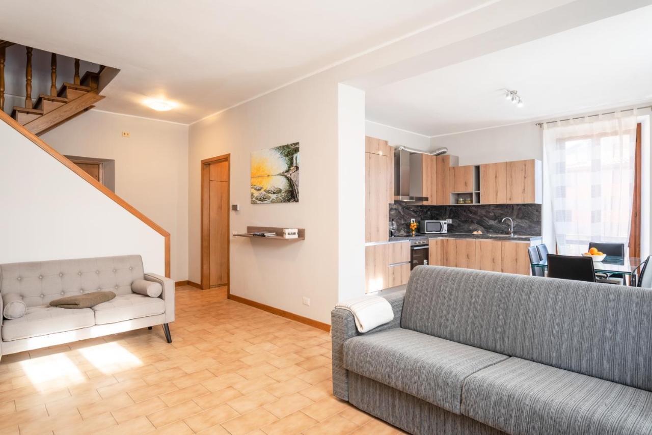 Le Tre Ninfee Di Pusiano! Free Parking Appartement Buitenkant foto